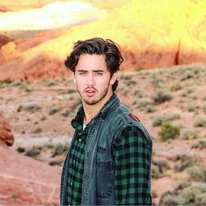 Meet your Posher, Armando